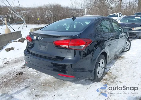 2017 Kia Forte Lx z USA, uszkodzony, nr VIN 3KPFK4A79HE120762
